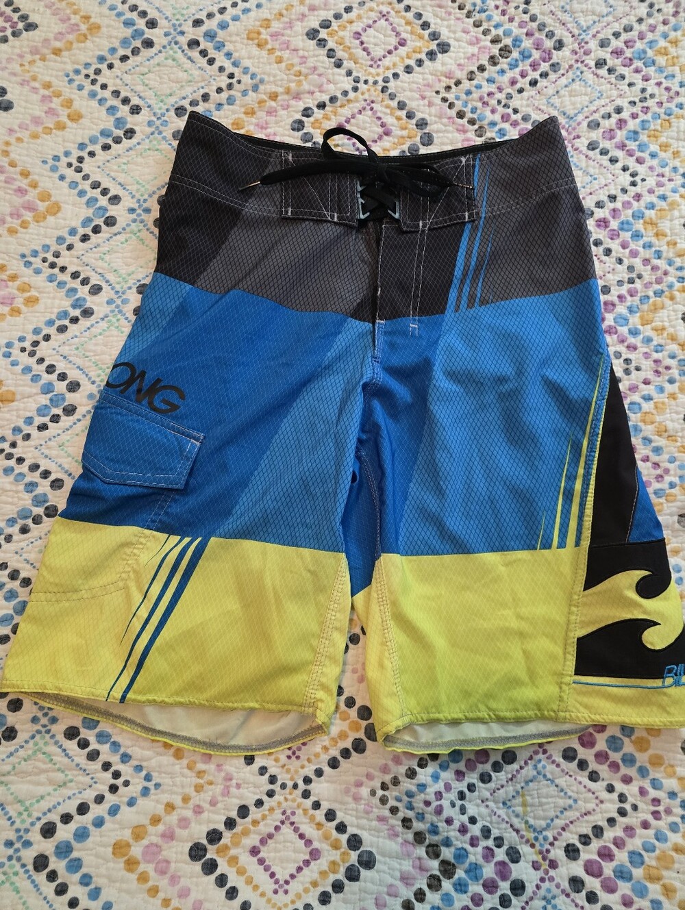 BillaBong Platinum Stretch Zero Gravity men’s board shorts